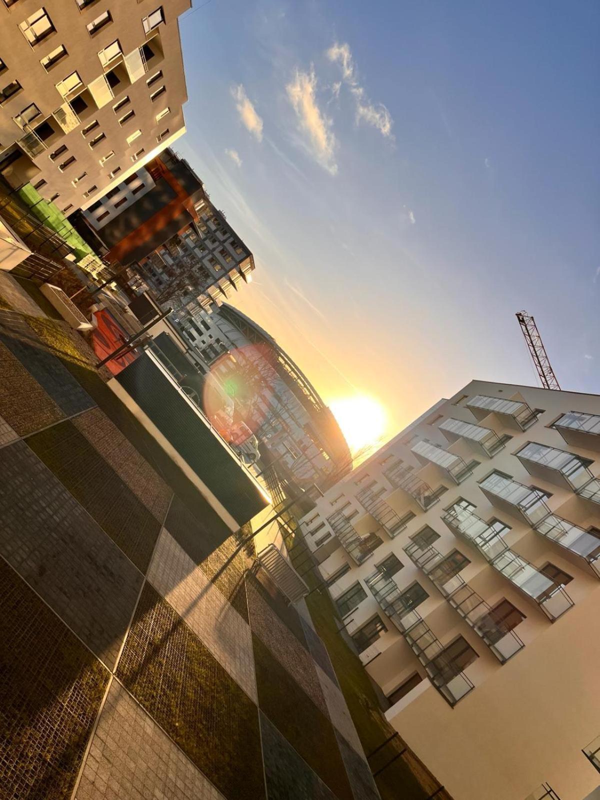 Apartament Z Widokiem Na Stadion Styl Industrialny Jedyny Taki Check In 24 H Познань Экстерьер фото