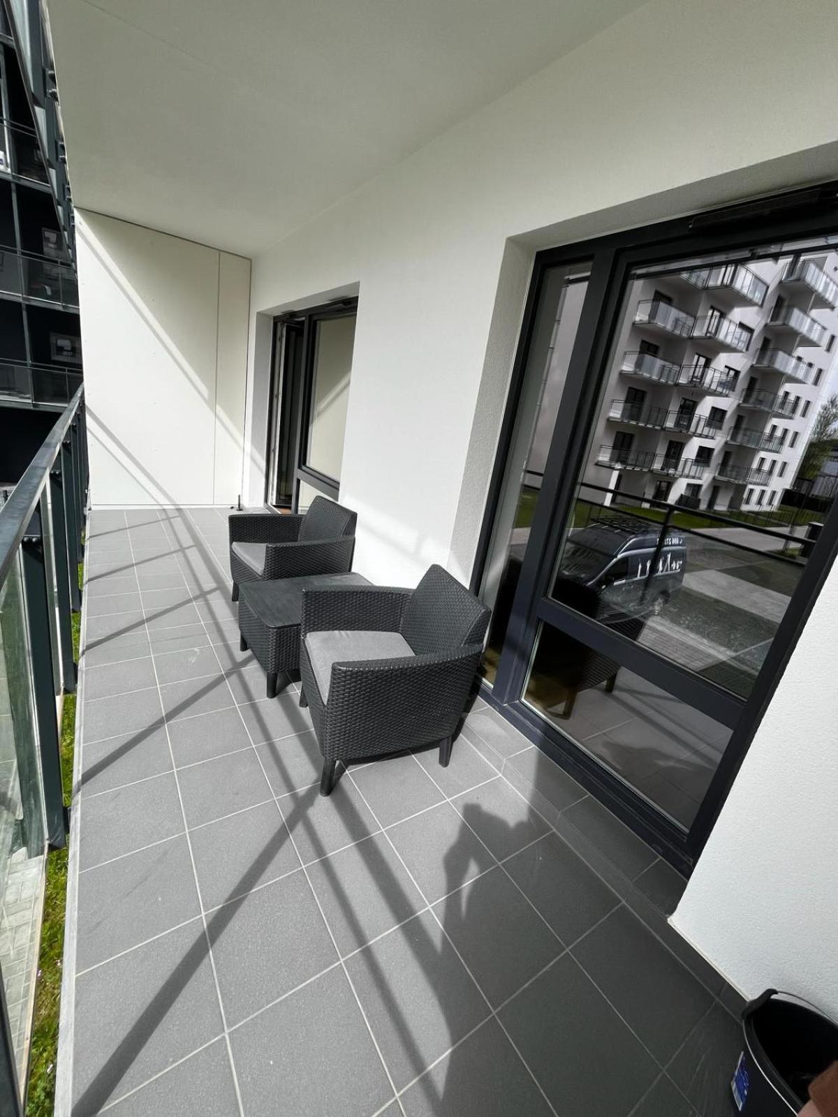 Apartament Z Widokiem Na Stadion Styl Industrialny Jedyny Taki Check In 24 H Познань Экстерьер фото